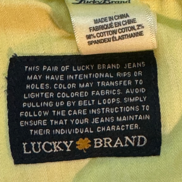 Lucky Brand Neon Yellow Cutoff Denim
Shorts - Women's Size 28 - Picture 5 of 5